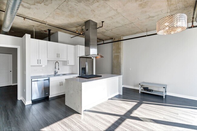 Foto del edificio - 50 E 16th St