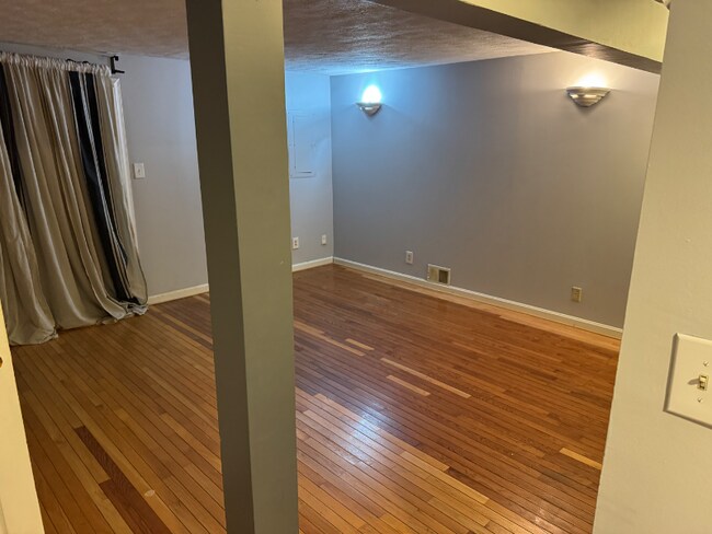 Foto del edificio - 15017 Oak Crest Ct