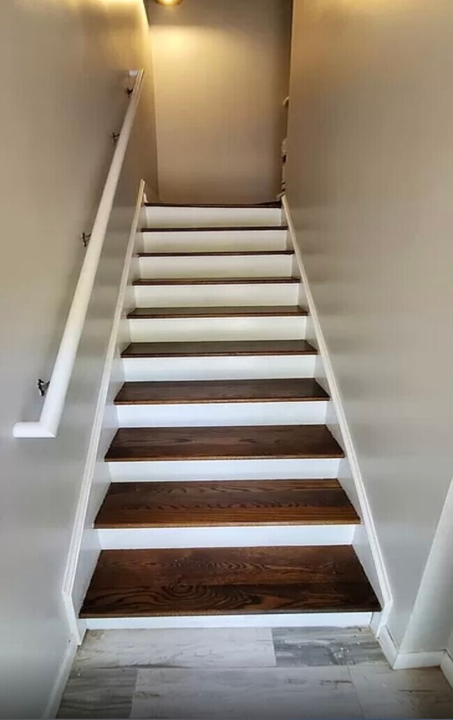 Entire to second unit - 8030 S Brandon Ave