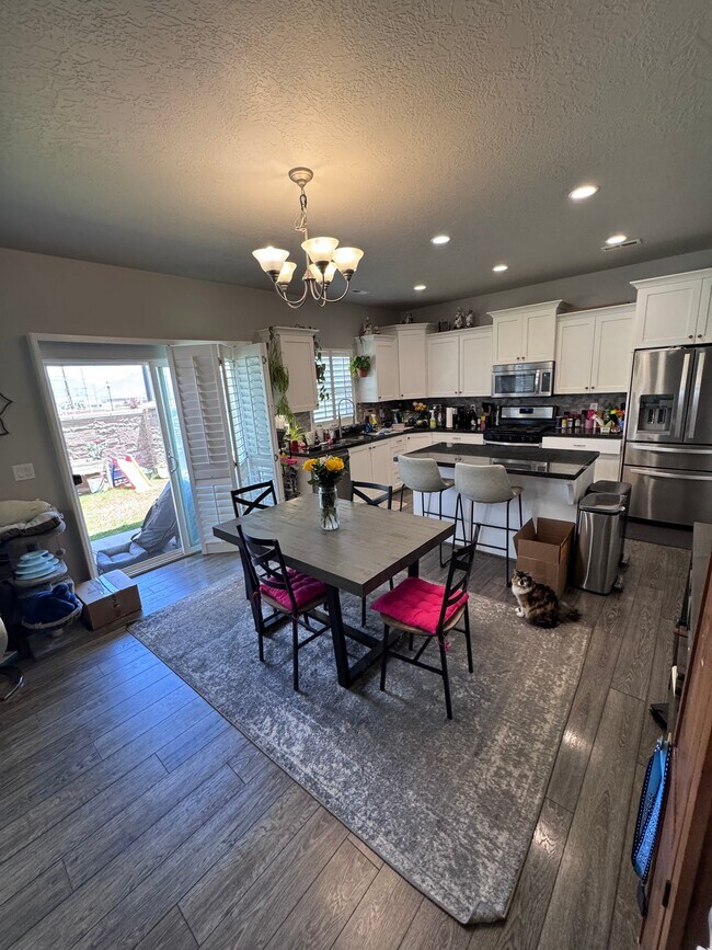Foto del edificio - 11817 Rushmore Park Ln