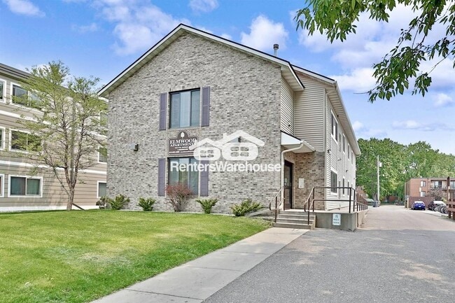 Foto del edificio - 918 17th Ave SE