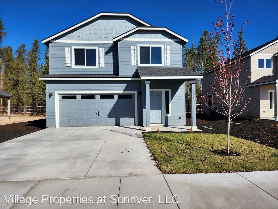 3 br, 2.5 bath House 16620 Landing Court House Rental in La Pine