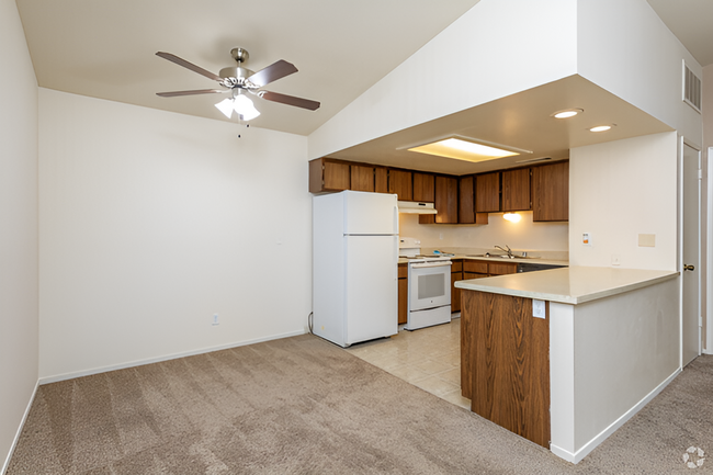 Interior Photo - BRIARWOOD APTS