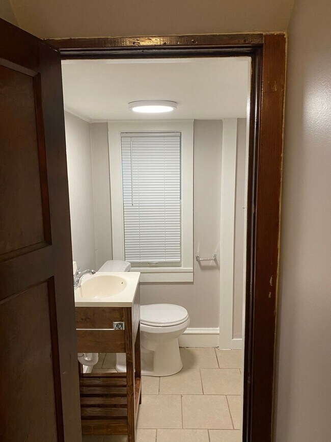 1418 N 48th St, Milwaukee, WI 53208 House Rental in Milwaukee, WI