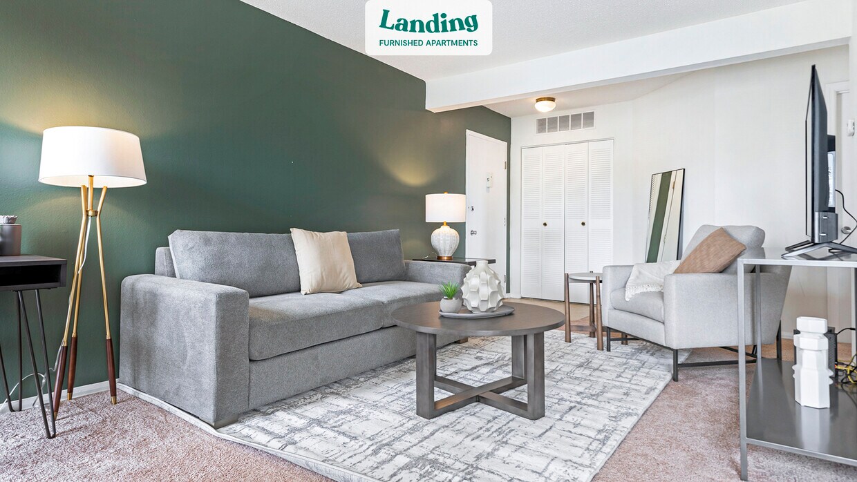 724 Overlook Cir Dr Unit 800E.930502, Ballwin, MO 63021 Room for Rent