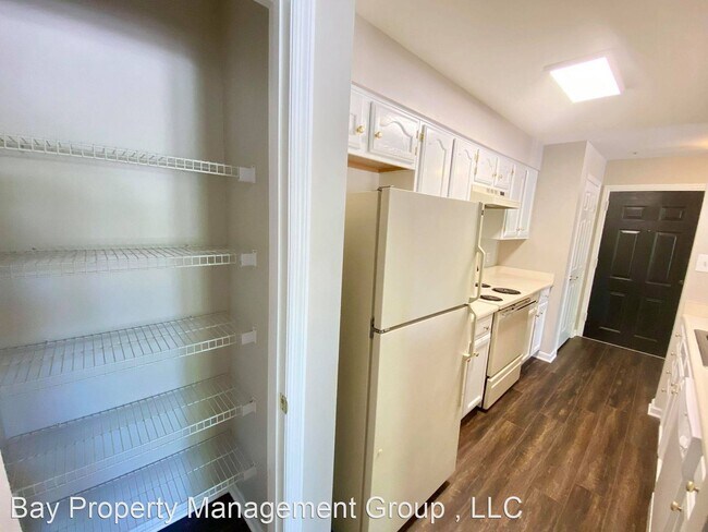Foto del edificio - 2 br, 1 bath House - 9105 Lincolnshire Ct ...