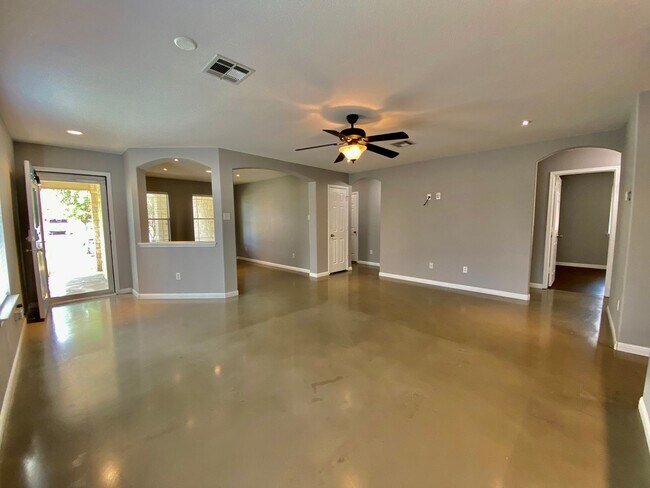 Foto del edificio - Remodeled 3/2 in Leander!!