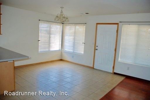 Building Photo - 3 br, 2 bath House - 7052 Avalon Avenue