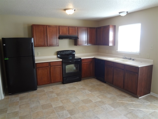 Building Photo - 6711 Earlswood Dr