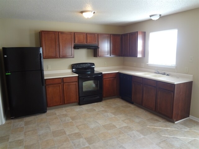 Foto del edificio - 6711 Earlswood Dr