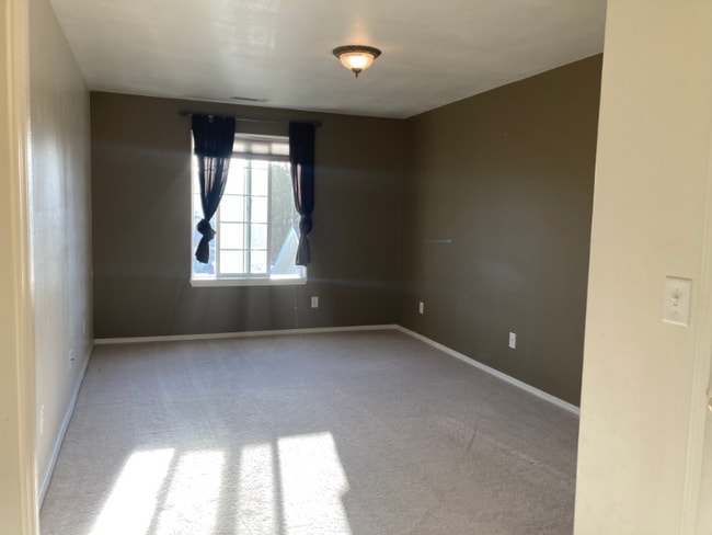 Foto del edificio - 2940 W Villard St