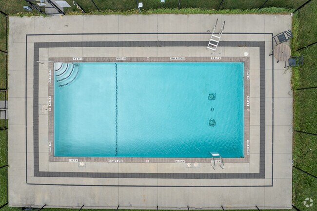 Piscine - 1465 Lawrence Avenue West