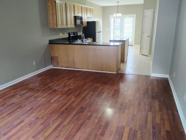 Photo - 2925 Hargrove E Rd Apartment