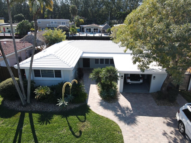 Building Photo - 2548 SE 14th St