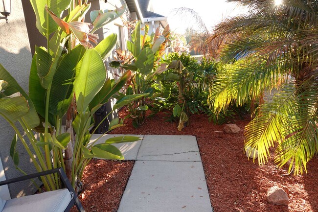 Foto del edificio - 11808 Thicket Wood Dr