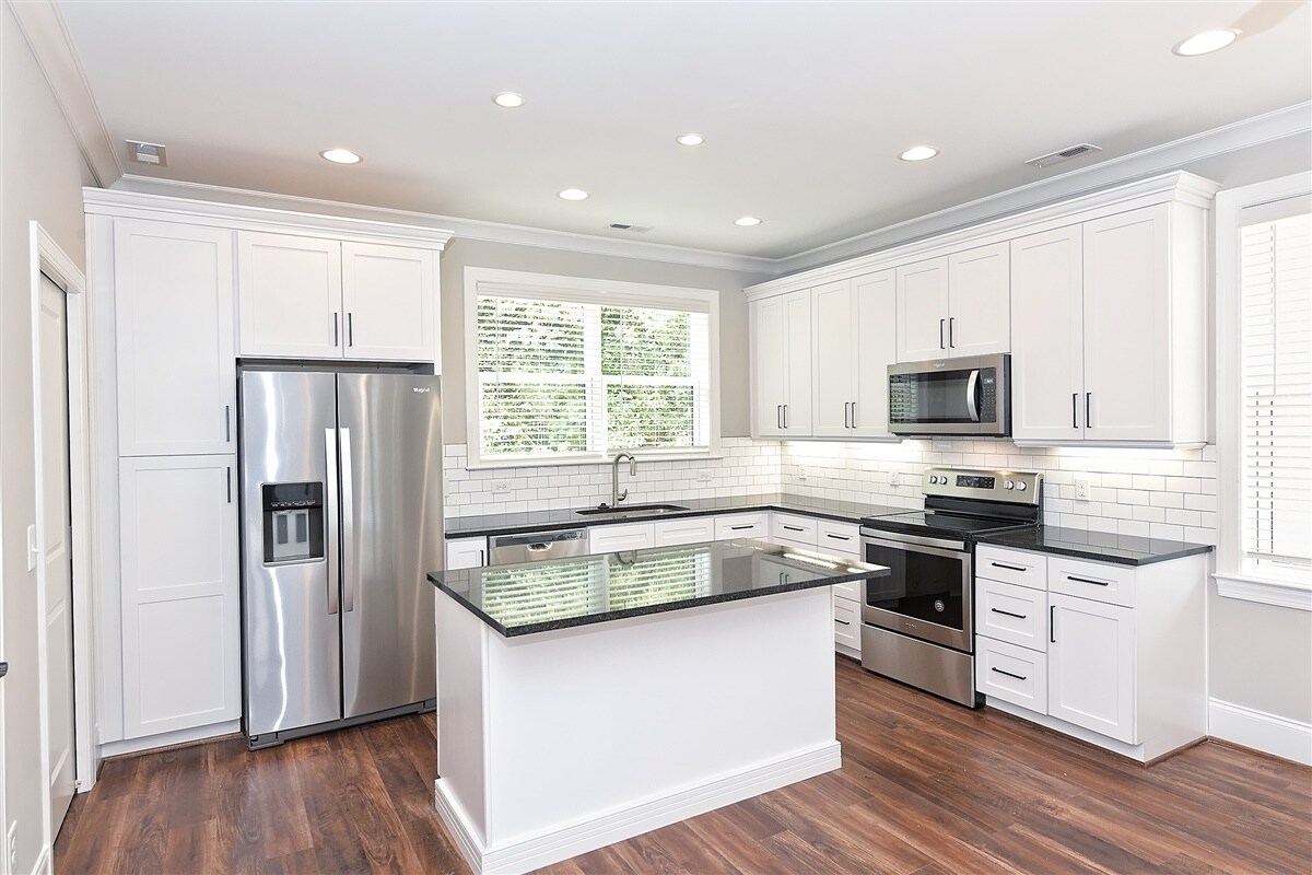 424 Faison Ave, Charlotte, NC 28205 Townhouse for Rent in Charlotte