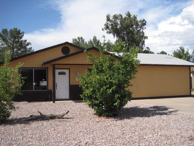 Primary Photo - 132 E Olive Ave