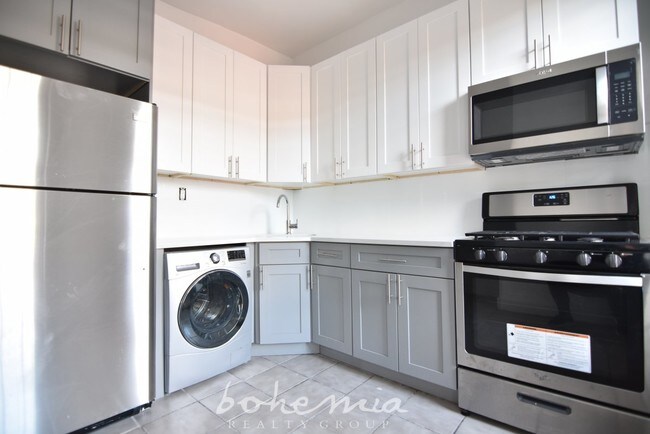 Foto del edificio - 439 E 135th St