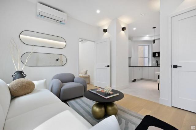 Foto del edificio - 2 bedroom in BROOKLYN NY 11218