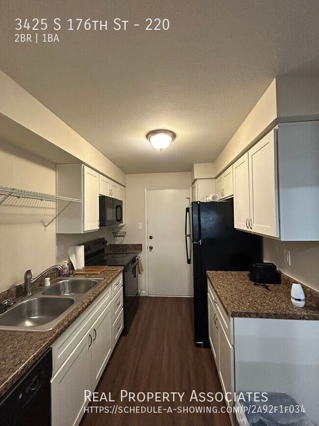 Foto del edificio - 3425 S 176th St
