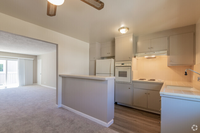 2 BR, 1 BA - Towne Terrace Apartments