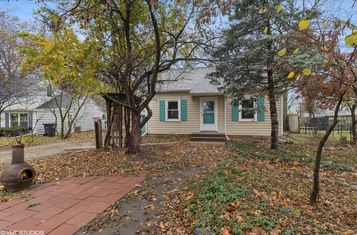 Primary Photo - 1217 Scott Ave