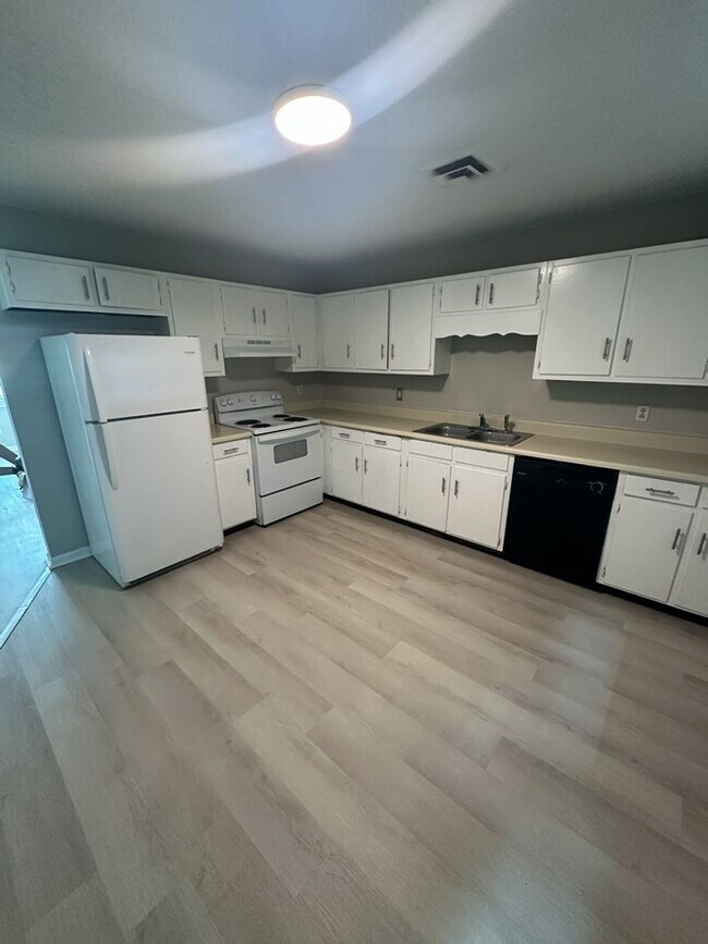 Foto del edificio - 446 9th St SE