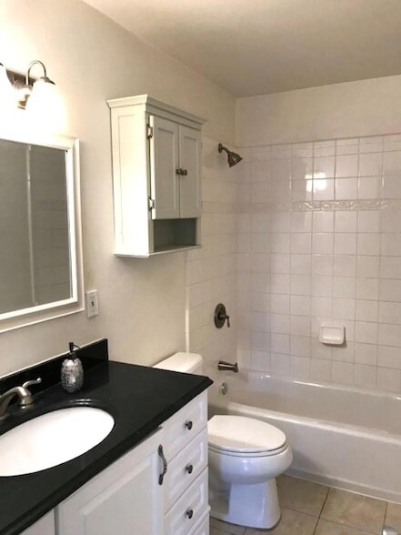 Foto del edificio - 4857 Mansfield St