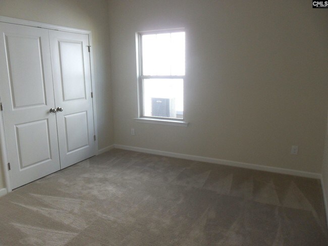 Building Photo - 315 Massey Cir
