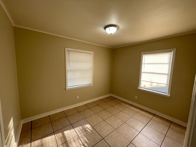 Foto del edificio - 618 Frayser Dr