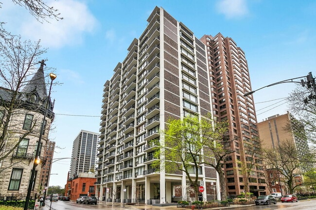 Building Photo - 1400 N State Pky
