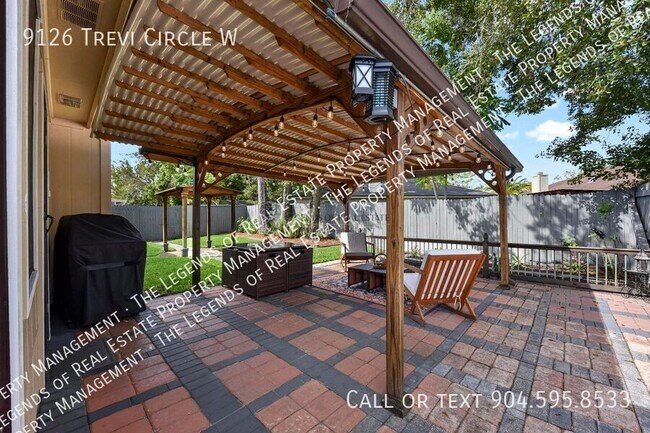 Building Photo - 9126 Trevi Cir W