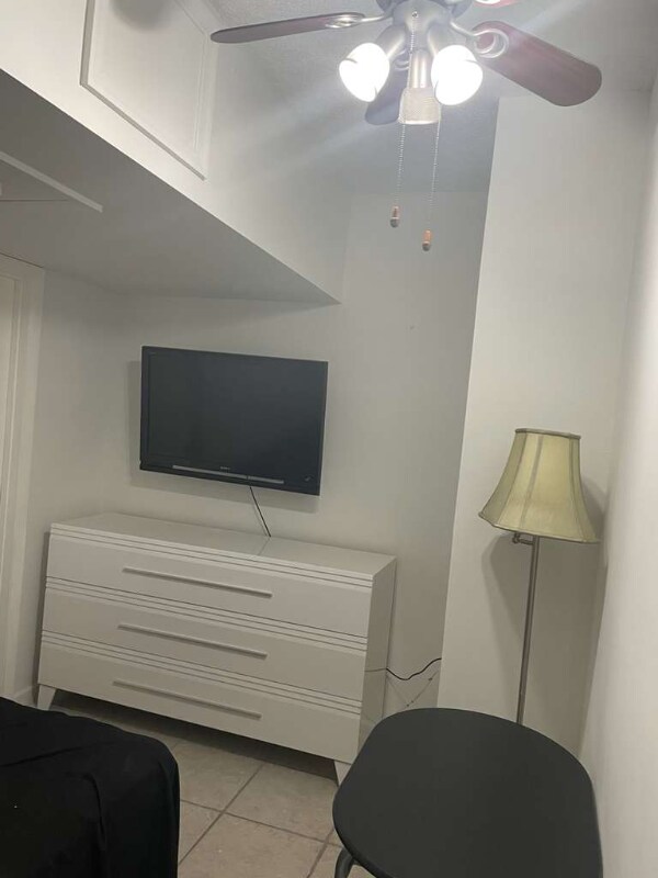 Foto del edificio - 8546 NW 196th Terrace