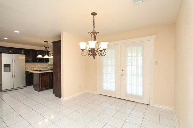 Foto del edificio - 809 Preston Dr