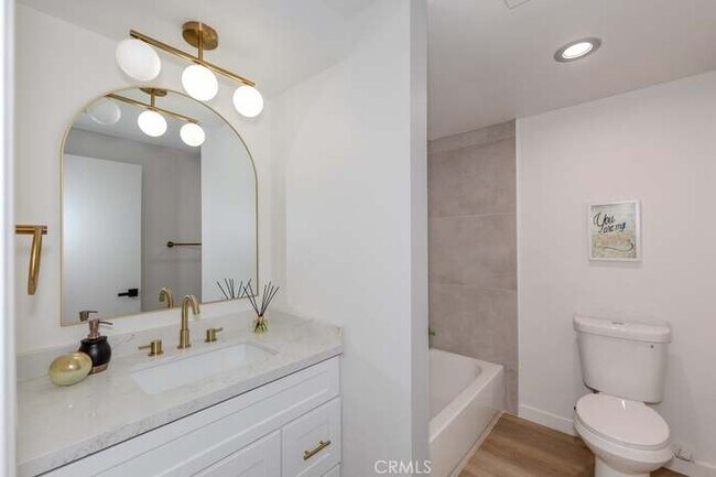 Foto del edificio - 14452 Denbigh Ln