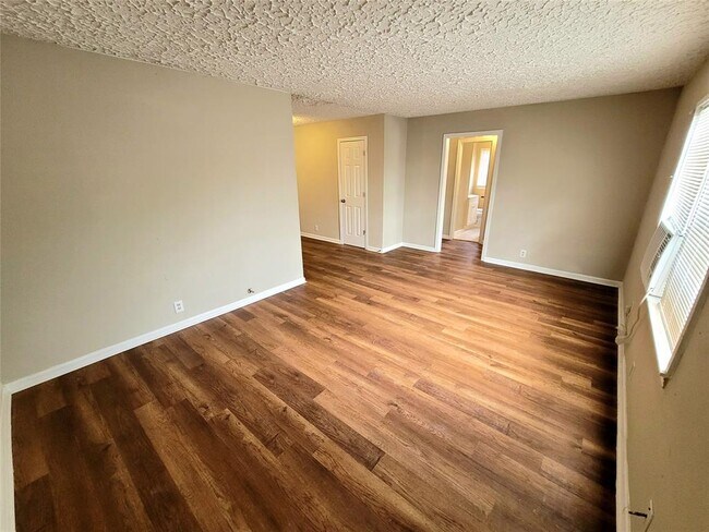 Building Photo - 7625 Bywood St