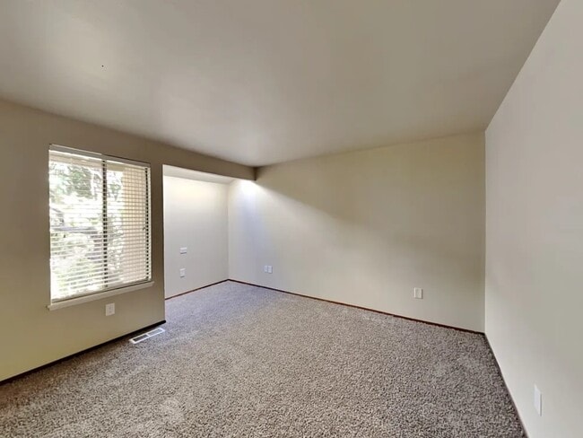 Building Photo - 317 SW 321st St