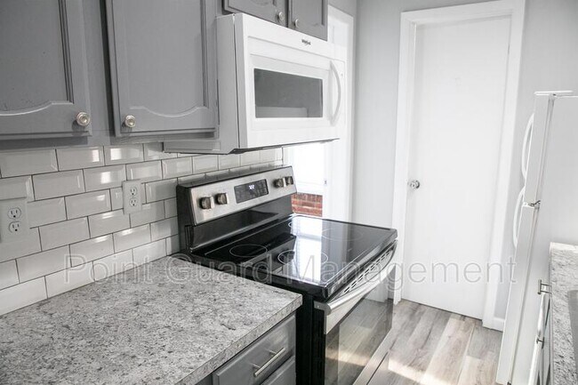 Foto del edificio - 2705 Leavenworth St