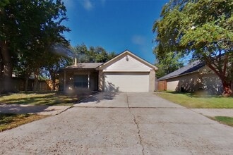 Building Photo - 19311 Amistad Dr