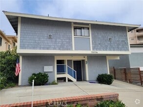 Building Photo - 33776 Robles Dr
