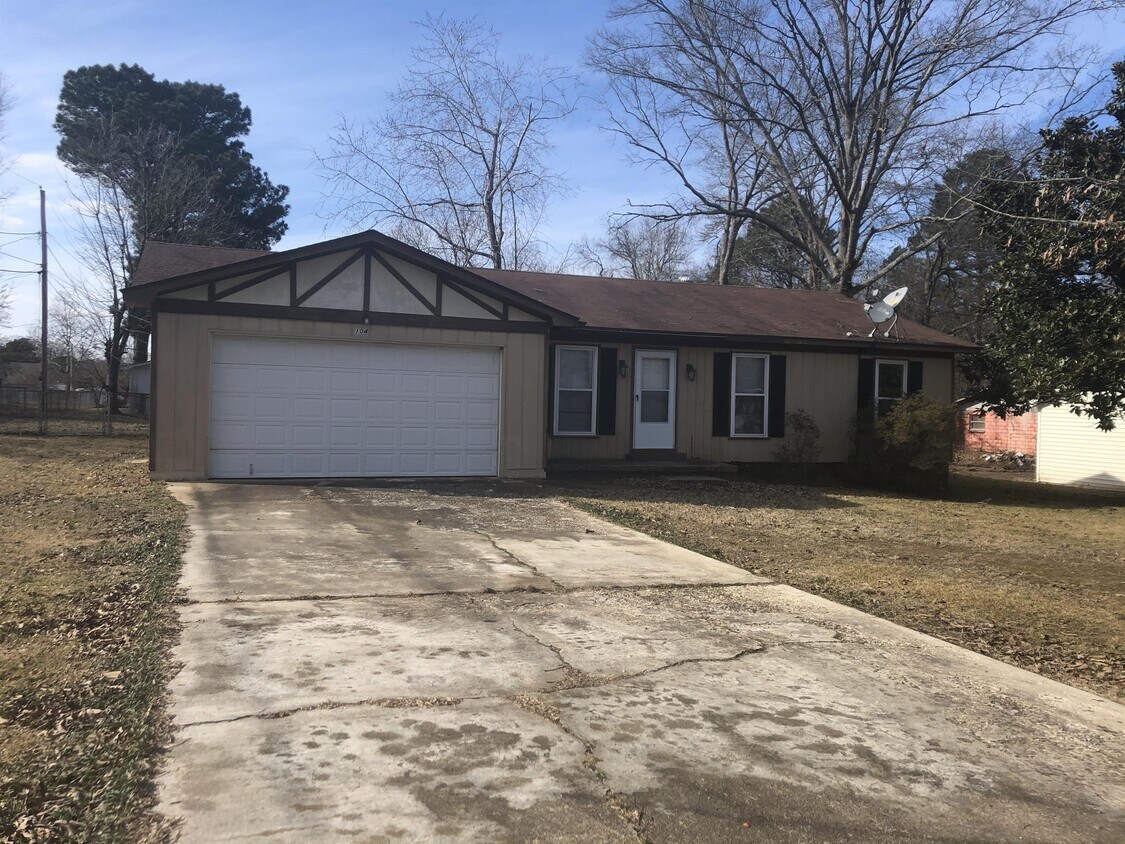 Foto principal - 104 S Maple St