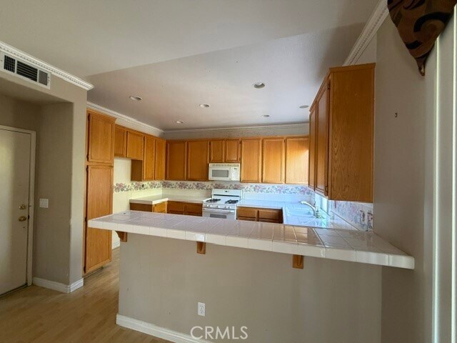 Foto del edificio - 11121 Lavender Ln