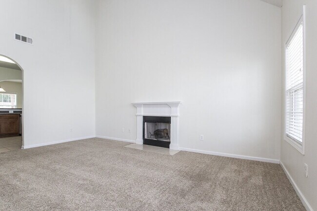 Foto del edificio - 6862 Grand Hickory Dr