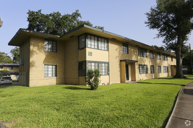 Foto del edificio - Lawndale Village Apts