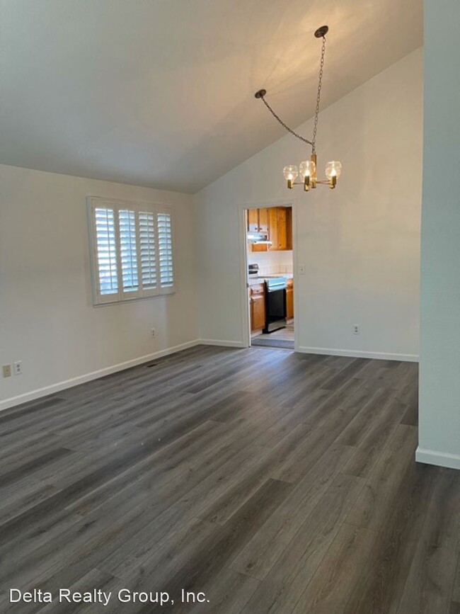 Building Photo - 4 br, 3 bath House - 5040 Oakbrook Circle