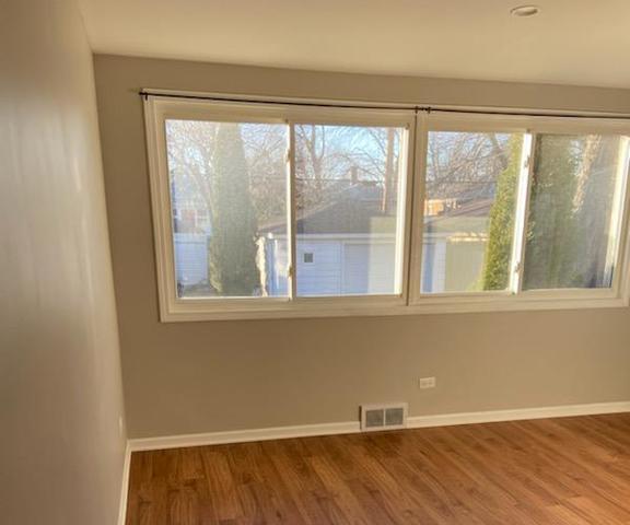 Foto del edificio - 302 Rice Ave