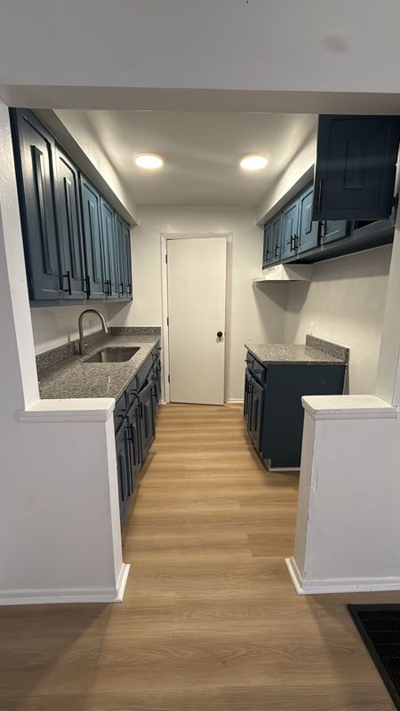 Foto del edificio - 5045 Prescott Ave
