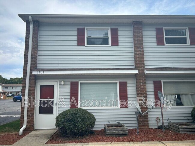 Foto del edificio - 1031 Salisbury St