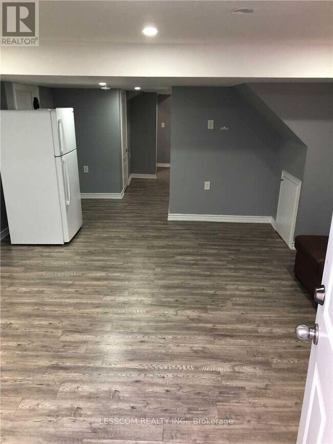 Photo du bâtiment - 29 Cape Dorset Crescent