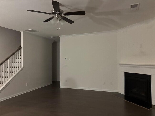 Foto del edificio - 1161 Hawthorne Cir